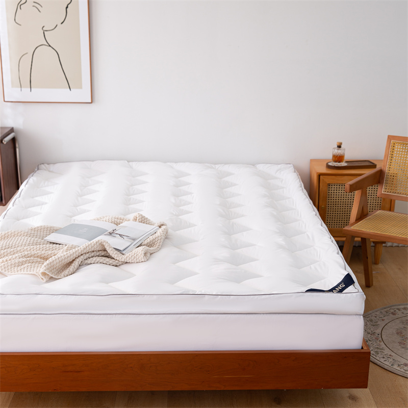 Undo Quilting Design Microfiber implens culcita Topper Undo Quilting Design Microfiber implens culcita Topper