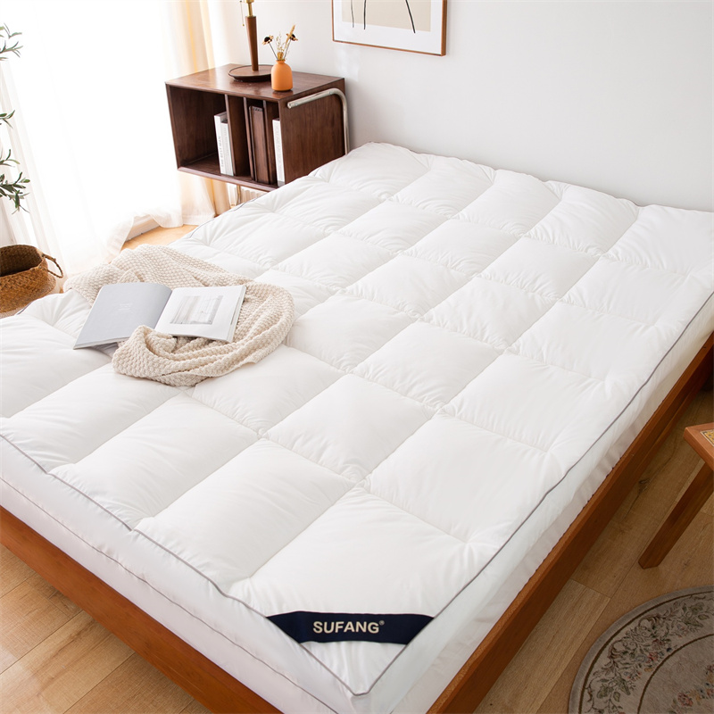 Reprehendo Quilt Microfiber Implens 40s Downproof Morbi Culcita Topper Reprehendo Quilt Microfiber Implens 40s Downproof Morbi Culcita Topper