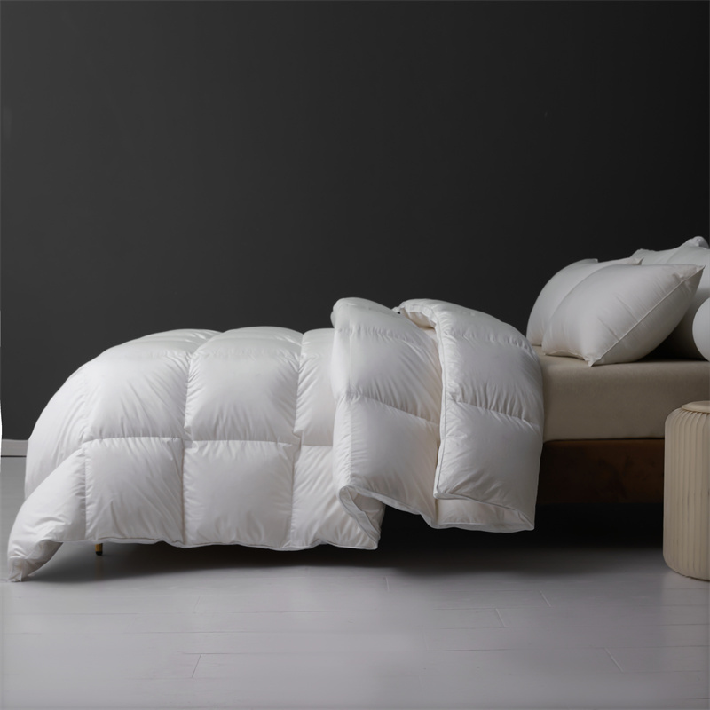 Duvet Down Feather Mollis Lux Quilt Paraclitus Hiems Duvet Down Feather Mollis Lux Quilt Paraclitus Hiems