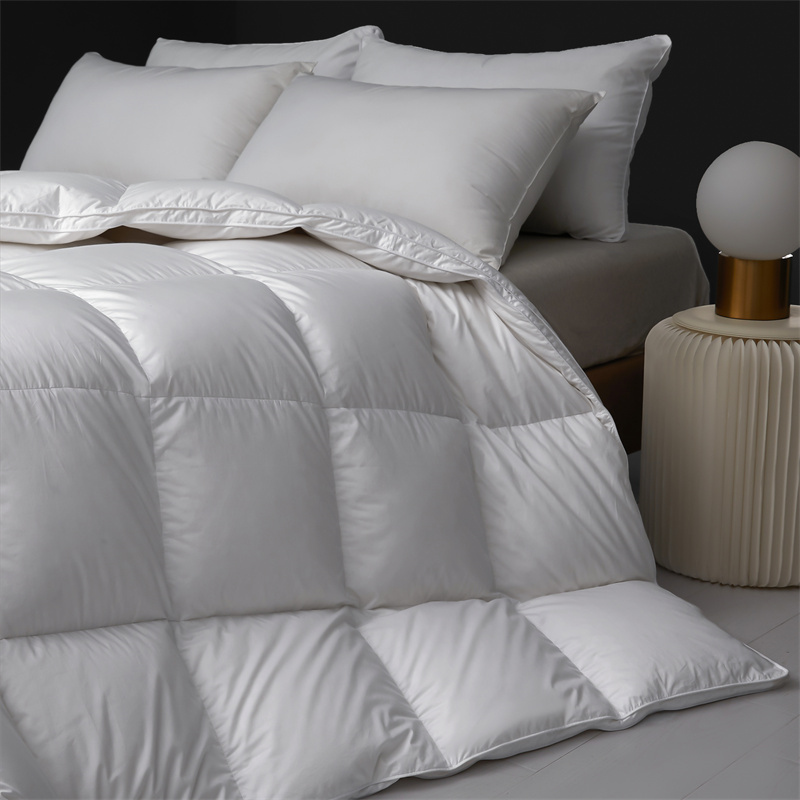 Duvet Down Feather Mollis Lux Quilt Paraclitus Hiems Duvet Down Feather Mollis Lux Quilt Paraclitus Hiems