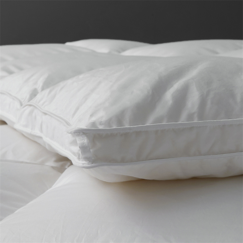 Duvet Down Feather Mollis Lux Quilt Paraclitus Hiems Duvet Down Feather Mollis Lux Quilt Paraclitus Hiems