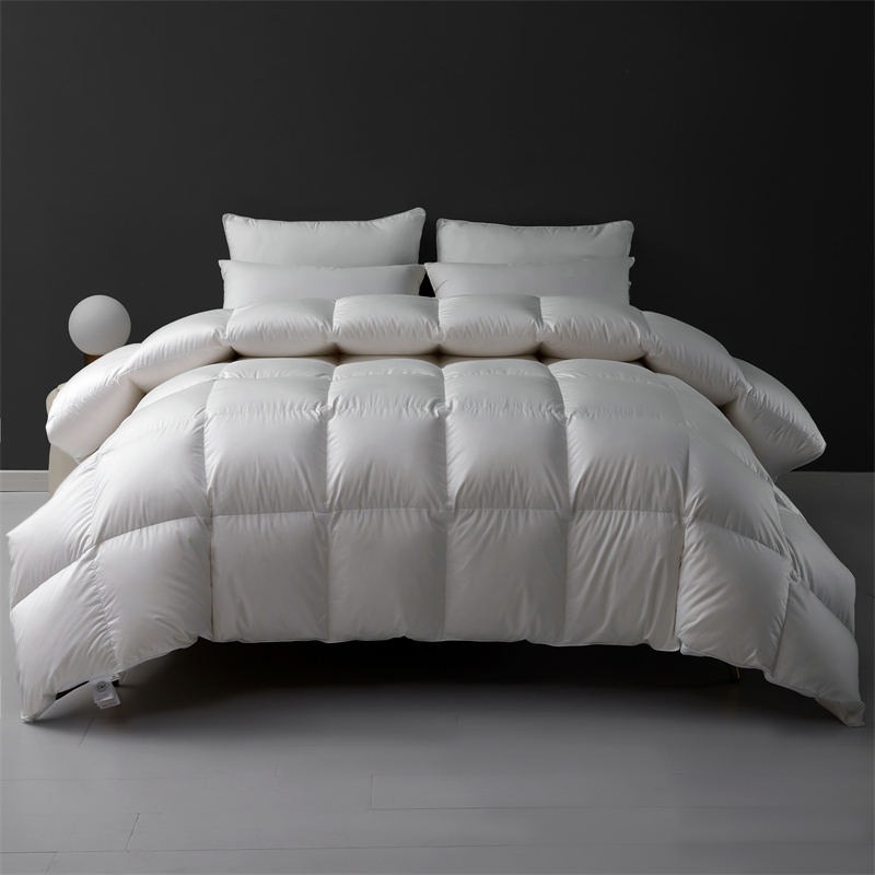 Duvet Down Feather Mollis Lux Quilt Paraclitus Hiems