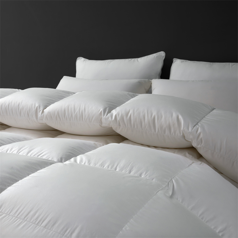 Duvet Down Feather Mollis Lux Quilt Paraclitus Hiems Duvet Down Feather Mollis Lux Quilt Paraclitus Hiems