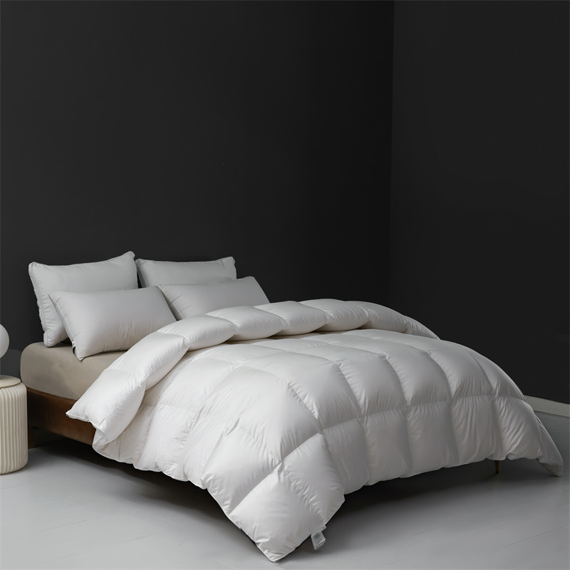 Duvet Down Feather Mollis Lux Quilt Paraclitus Hiems Duvet Down Feather Mollis Lux Quilt Paraclitus Hiems
